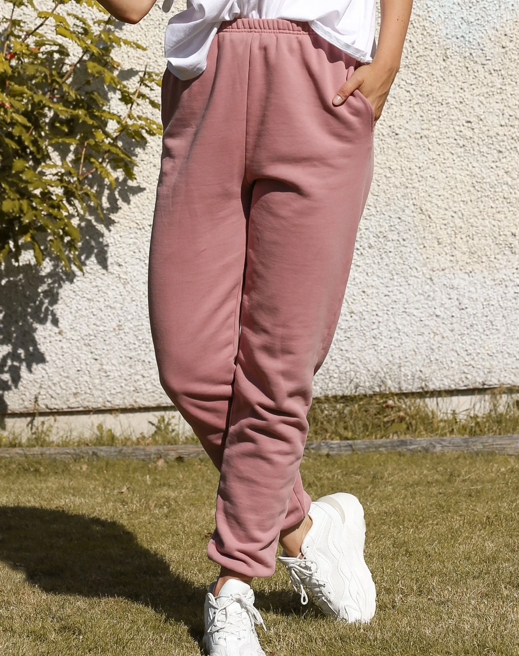 Brunette The Label Crew Sweatpants | Vintage Rose