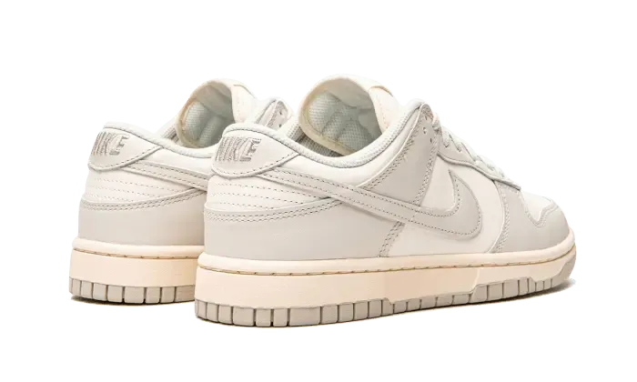 Nike Dunk Low Light Bone