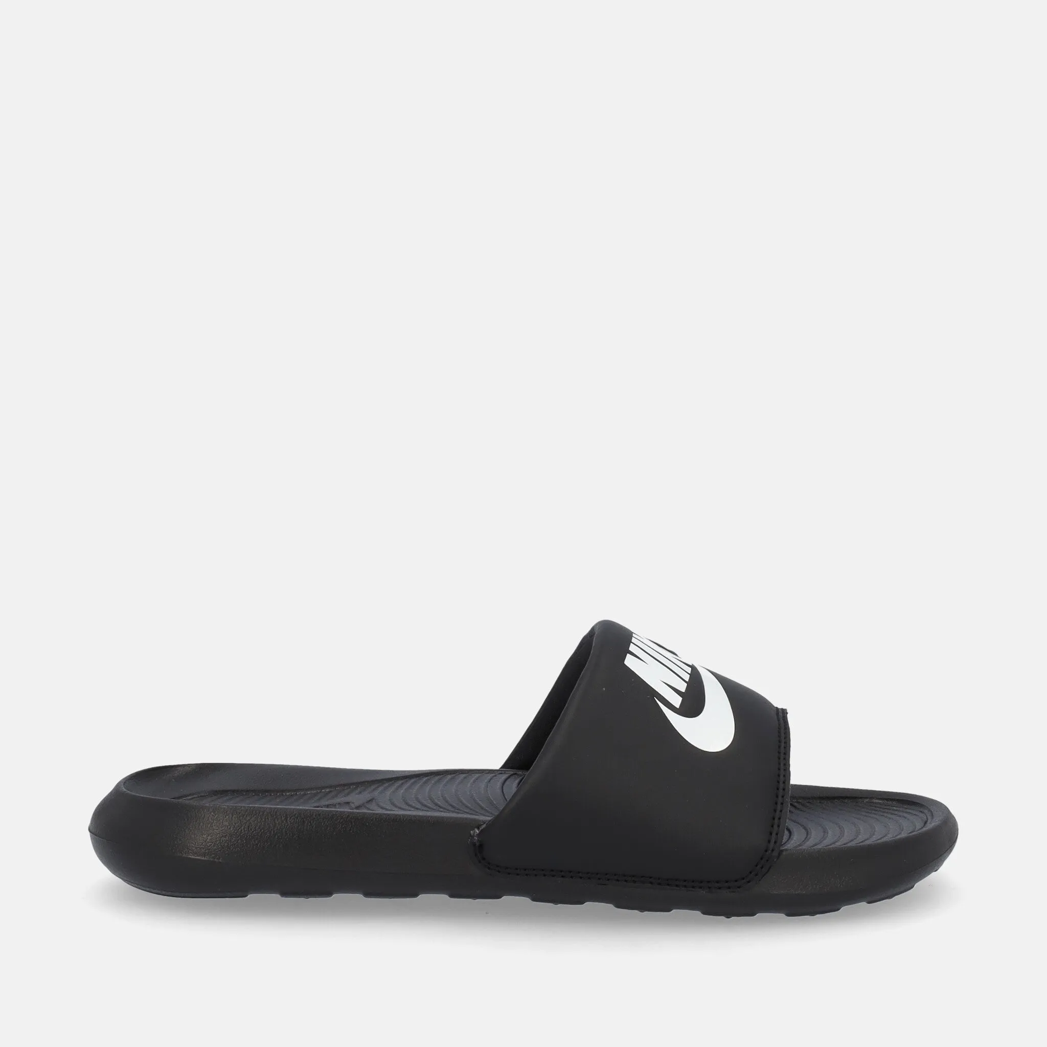 NIKE VICTORI ONE SLIDE