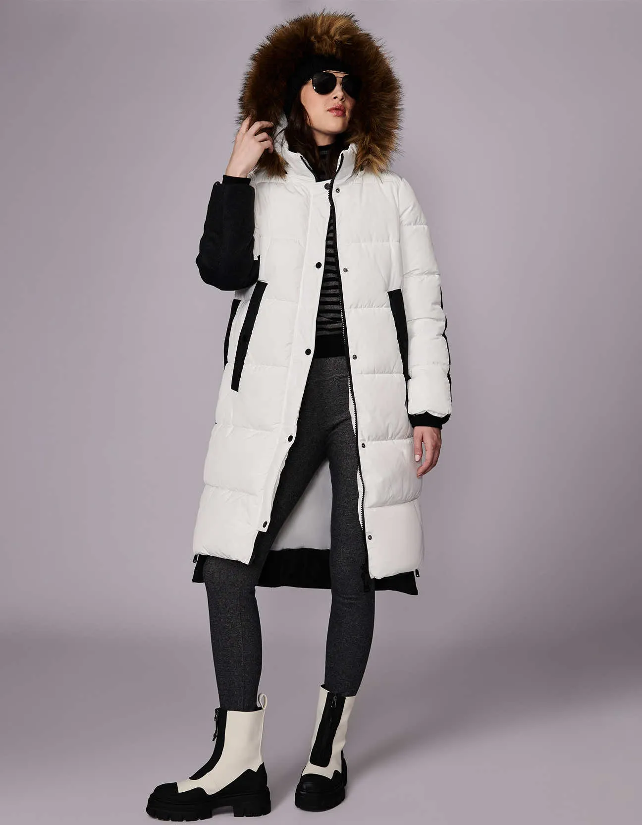 Sure, heres an optimized version of the product title with modifiers:

Stylish Wool-Blend Outdoor Puffer Coat for All-Weather Comfort

This title emphasizes the style, the material (wool-blend), the intended use (outdoor), and the benefit (all-weather comfort).