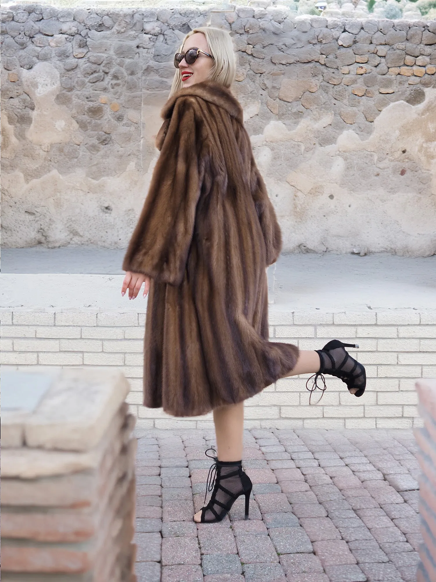 Vintage Lunarain Canadian Brown Mink Fur Coat Stroller M/L